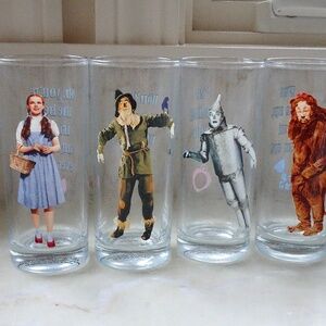 The Wizard of Oz Collectible 10 oz Tumblers Nostalgic Cinema - Set of 4 Glasses